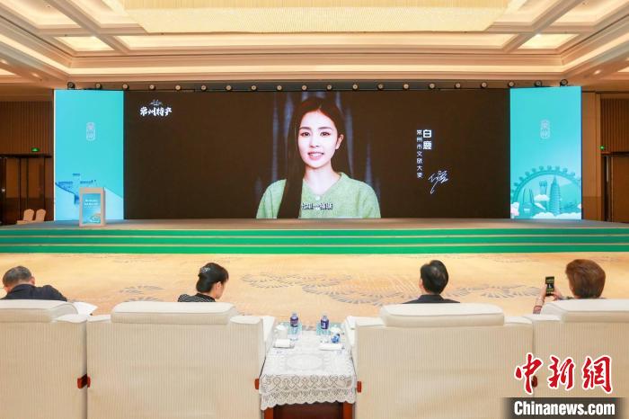 常州籍演員白鹿擔綱常州文旅大使，為家鄉(xiāng)傾情打CALL?！√凭?攝