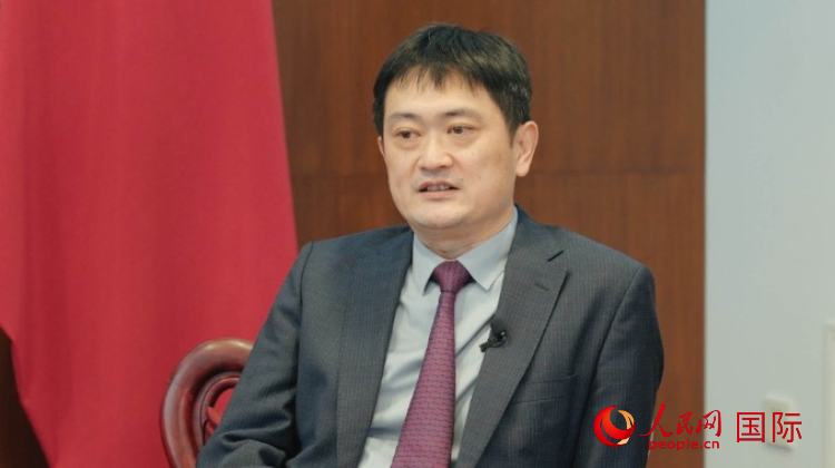 中國駐阿根廷使館代辦孫怡接受人民網(wǎng)專訪。人民網(wǎng)記者 張若涵攝