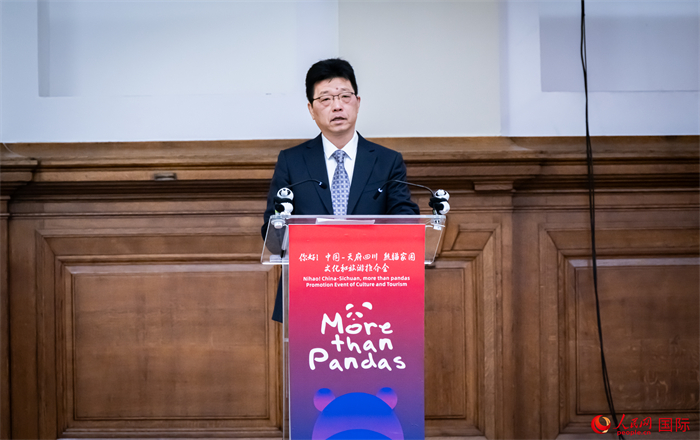 中國駐英國大使館公使趙飛致辭。人民網(wǎng) 郭錦標(biāo)攝