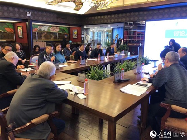 與會(huì)專家學(xué)者就拉美局勢(shì)和中拉關(guān)系展開討論。人民網(wǎng)記者 趙健攝