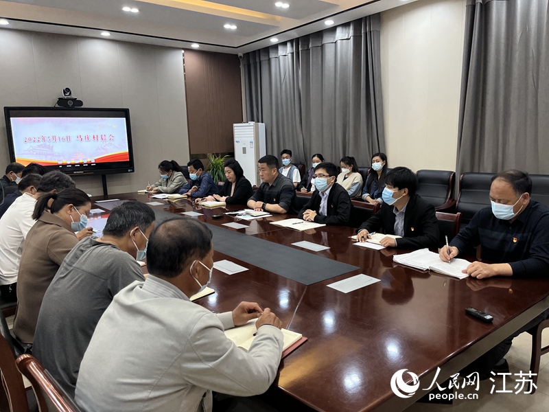 馬莊村以晨會開啟一天的工作。人民網(wǎng) 閆峰攝