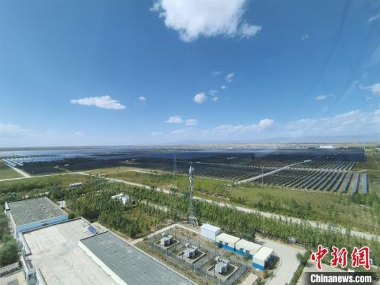  圖為塔拉灘光伏產業(yè)園區(qū)?！∑钤鲚怼z