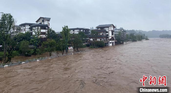 四川暴雨、山洪、地質(zhì)災(zāi)害氣象風(fēng)險(xiǎn)預(yù)警齊發(fā)