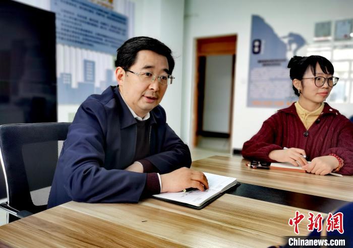 （兩會聲音）全國政協(xié)委員趙海興：師者為師亦為范，建議設(shè)教師理想信念教育基地