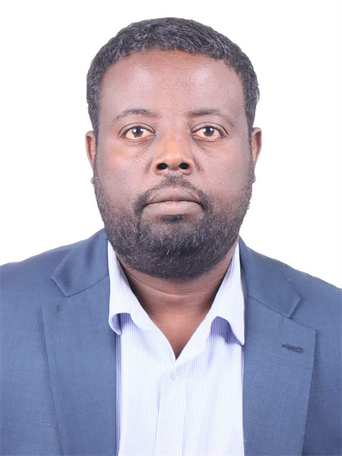 圖為埃塞俄比亞亞的斯亞貝巴大學(xué)政策研究員巴盧·德米西。受訪者供圖