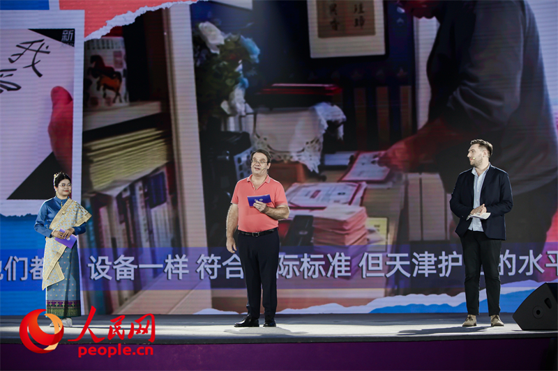 從左至右分別為馬星彤、皮安睿、柯明可。人民網(wǎng)記者 于凱攝