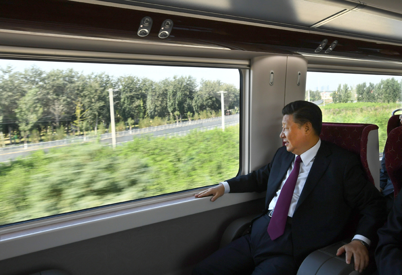 2019年9月25日，習近平總書記乘坐軌道列車前往北京大興國際機場。
