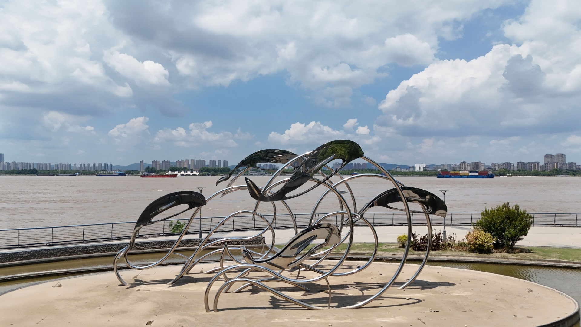 文化中國行 長江之歌丨微笑的江豚，從四千年前“游”來