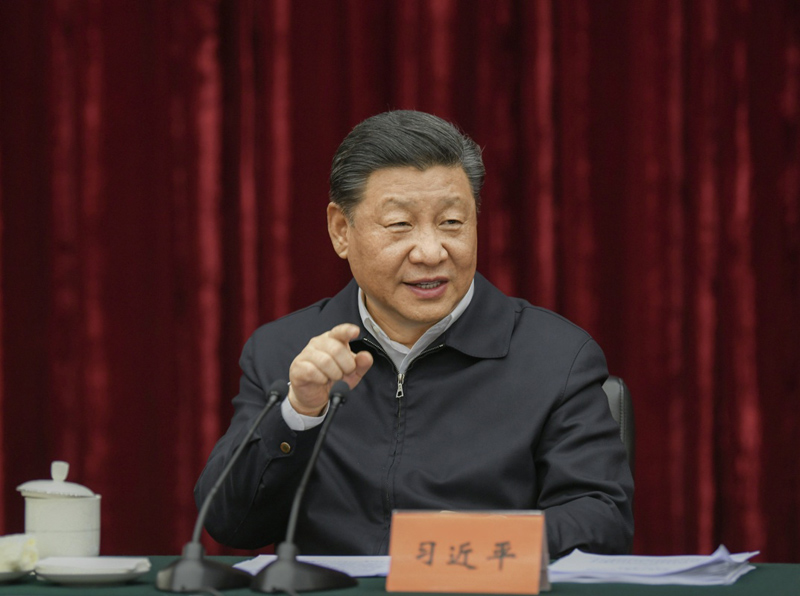 2019年4月15日至17日，中共中央總書記、國家主席、中央軍委主席習近平在重慶考察，并主持召開解決“兩不愁三保障”突出問題座談會。這是4月16日下午，習近平主持召開解決“兩不愁三保障”突出問題座談會并發(fā)表重要講話。新華社記者 謝環(huán)馳 攝
