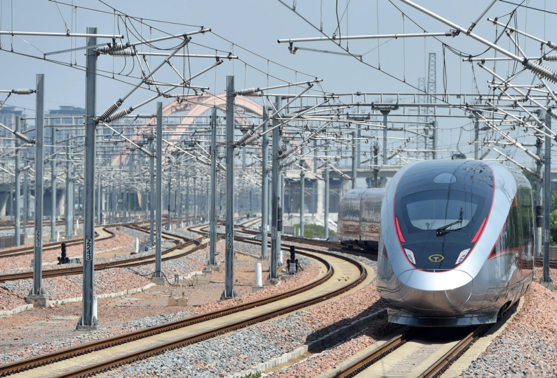 2022年6月20日，濟鄭高鐵鄭州首發(fā)G9206次列車駛出鄭州東站。