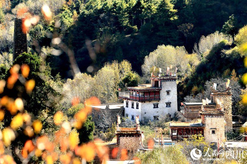 丹巴美景。李永安攝