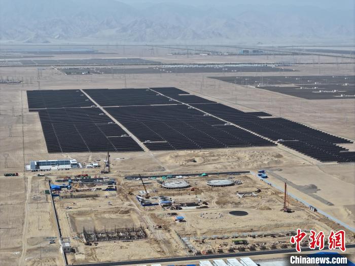 青海格爾木：全球規(guī)模最大的液態(tài)空氣儲能示范項目預計年底投產(chǎn)