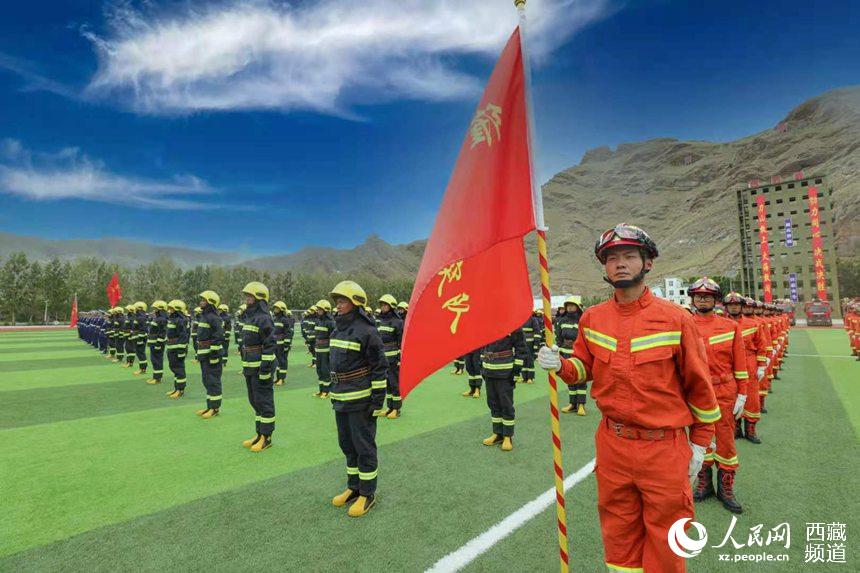誓師大會(huì)現(xiàn)場。 人民網(wǎng) 李海霞 攝
